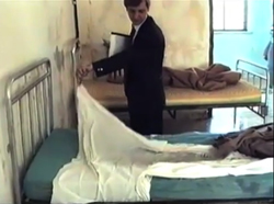 Roberto Cestari inspecting bed-sm